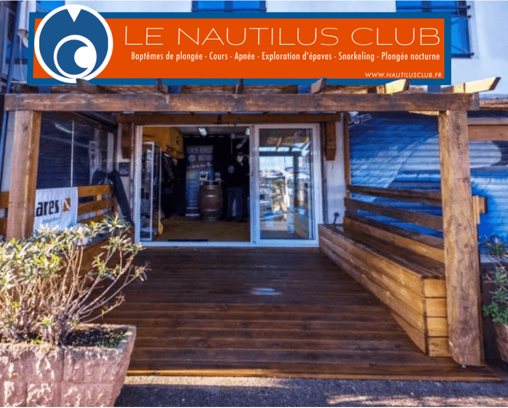 Nautilus Club enseigne devanture